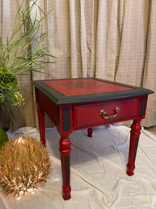 BOLD Black and Red - Side table